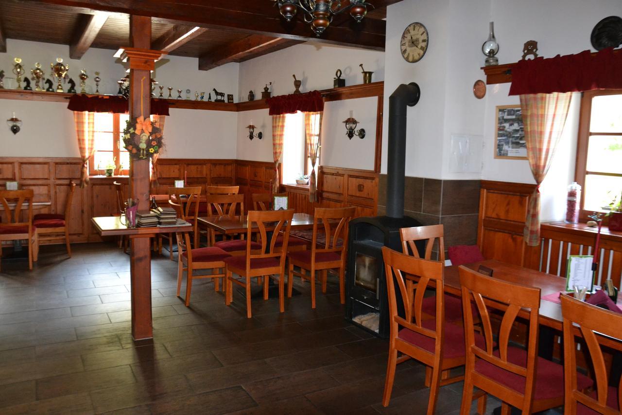 Podskalni Mlyn Hotel Ostopovice Luaran gambar